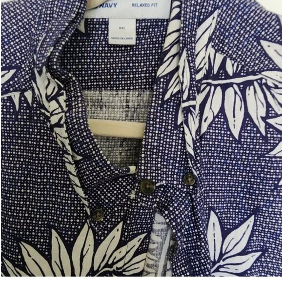 Bundle of 3 shirts old navy - Picture 2 of 13